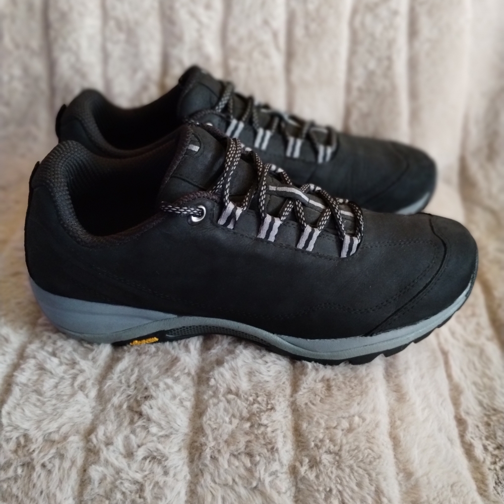 Merrell J035334 Black Leather Hiking Sneakers Vibram Sole Women’s 10